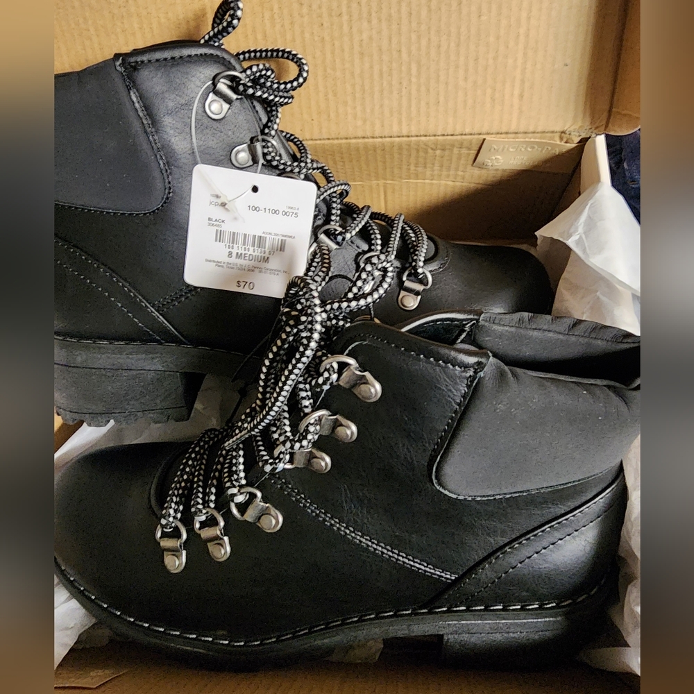 Women's Black Boots